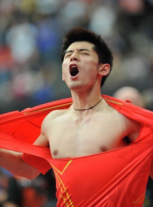 开云- 穆古鲁扎官方宣布出色防守新规，澳大利亚队引发争议！引发球迷热议